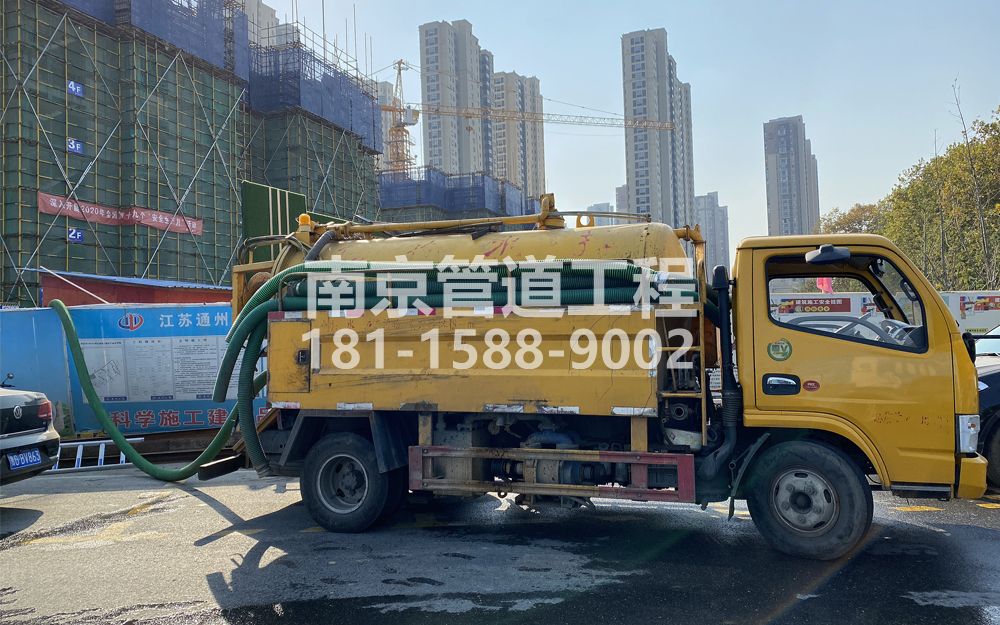 265大光路建筑工地抽粪